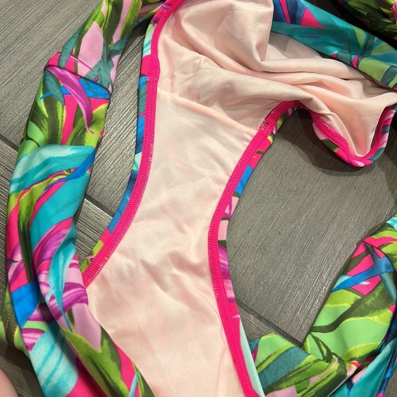 Victoria's Secret Push-up Tropical Bikini Set - Picture 10 of 10